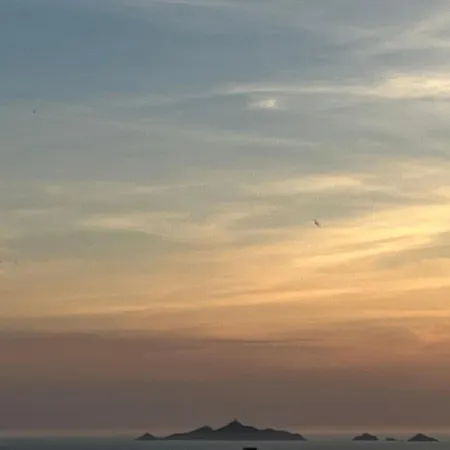 Superbe Face Aux Iles Sanguinaires *